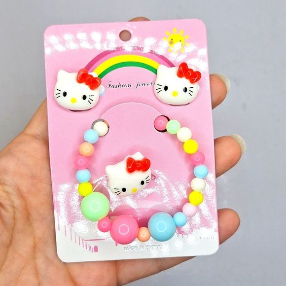 Hello kitty little girl jewelry bundle bracelet clip on earrings ring set - Picture 1 of 3